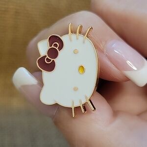 HELLO KITTY PIN